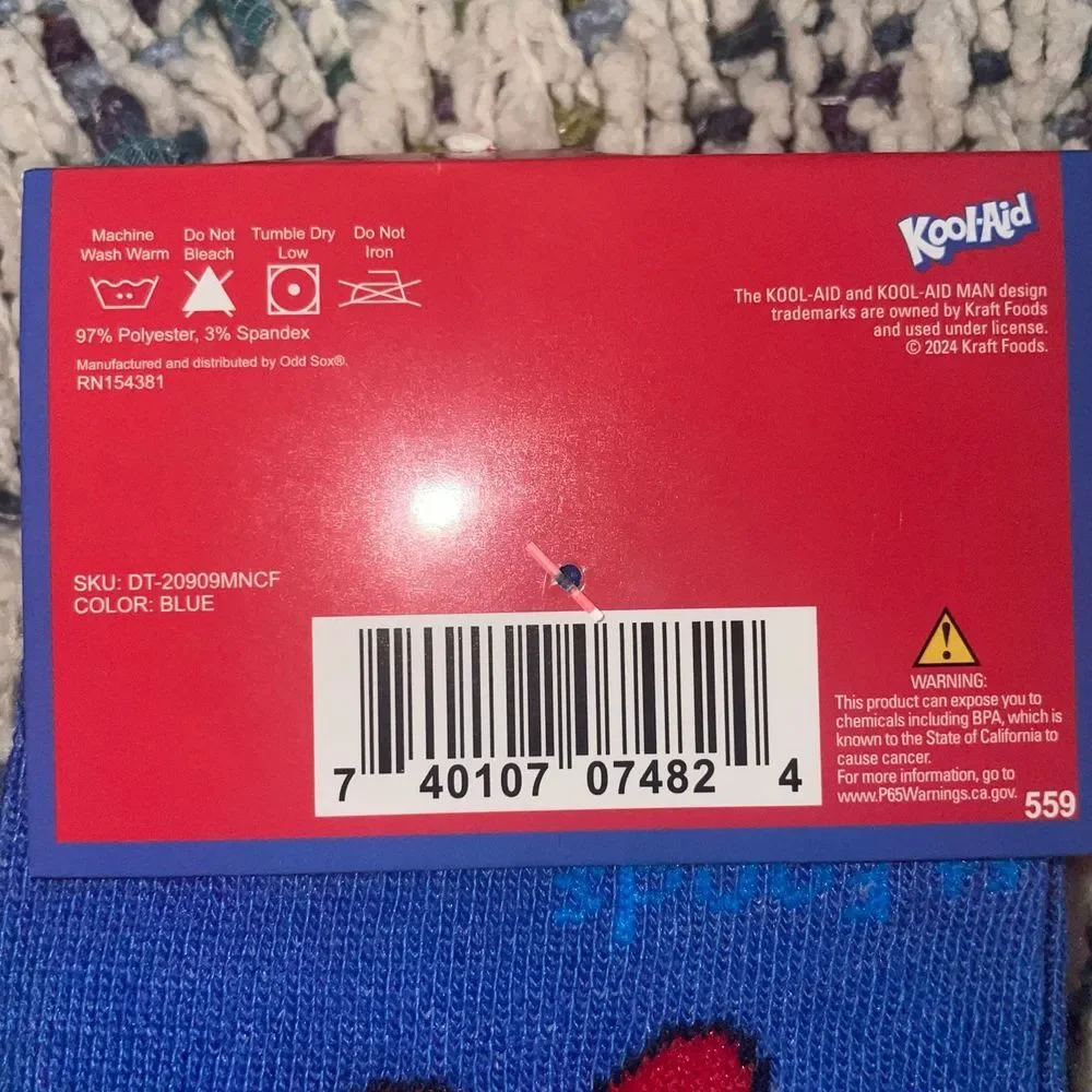 Double trouble crew Socks blue kool-aid & Cup o Noodle yellow men's 6-12‎